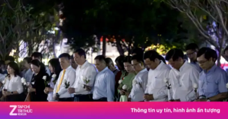 Lãnh đạo TP.HCM bật khóc khi dâng hoa tưởng niệm nạn nhân Covid-19 tại công viên mới