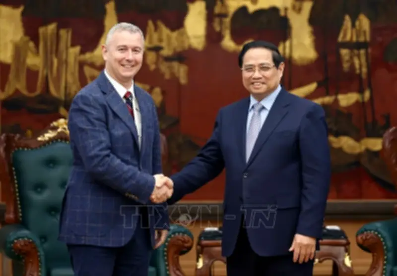 Loạt Hoạt Động Chính Trị Quan Trọng: Từ Tiếp Đại Sứ Đến Kiểm Tra Bầu Cử