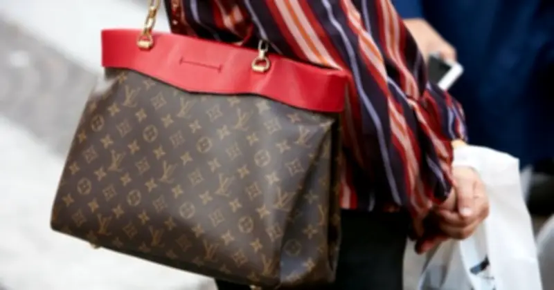Louis Vuitton Dàn Xếp Phạt 500.000 Euro Vì Lỗ Hổng Kiểm Soát Rửa Tiền Tại Hà Lan