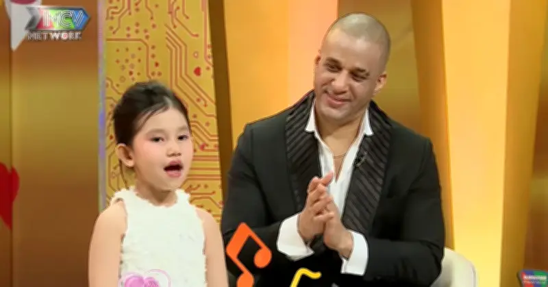 Tình yêu vượt rào cản: Cặp đôi Việt - Cuba hạnh phúc sau hành trình chinh phục con riêng