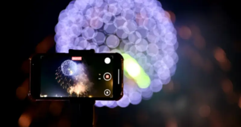 Luật Lã - Đêm Giao Thừa ấm cúng của gia đình 4 thế hệ