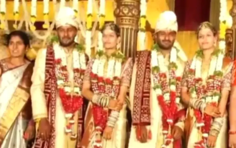 Đám cưới hiếm có: Hai anh em sinh đôi kết hôn với hai chị em sinh đôi tại Ấn Độ