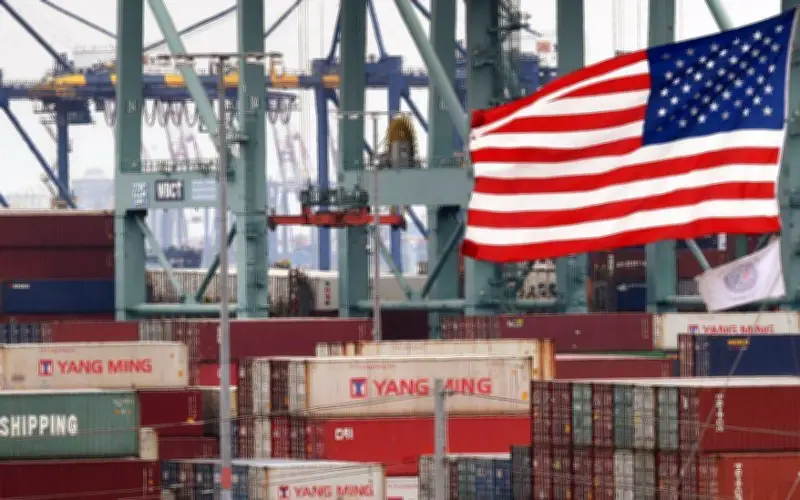 Mỹ Ngừng Thu Thuế IEEPA Sau Phán Quyết Tòa Tối Cao, Trung Quốc Cảnh Báo Đáp Trả