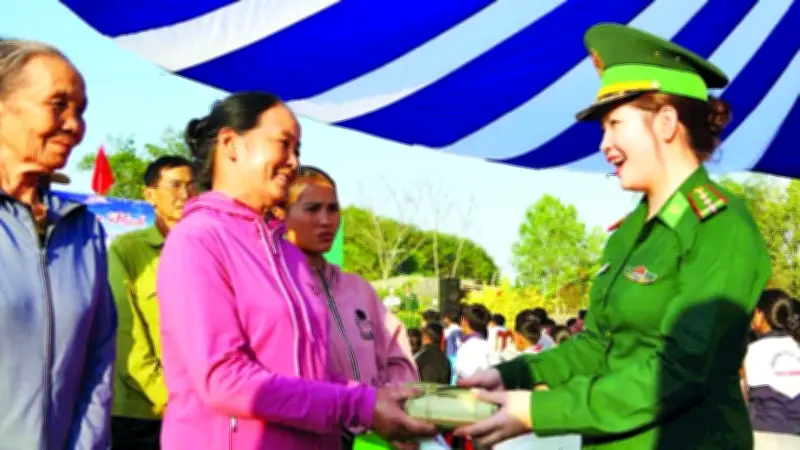 Ấm Áp Tình Xuân Vùng Cao Biên Giới Quảng Ngãi: Sẻ Chia Và Đồng Hành