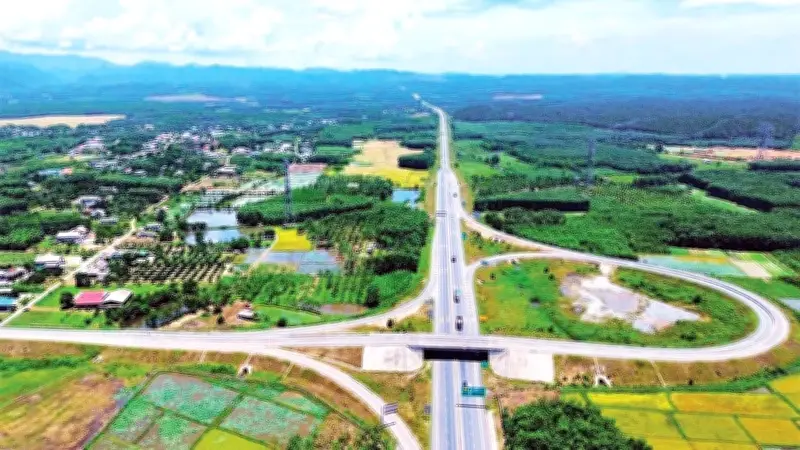 Mở rộng cao tốc Cam Lộ - La Sơn: Giải pháp căn cơ cho hạ tầng giao thông miền Trung
