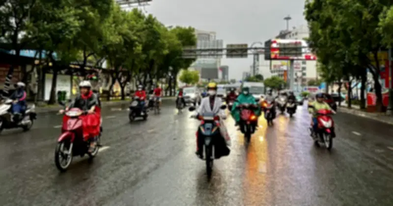 Mưa lớn trái mùa bất thường tại Nam bộ, ảnh hưởng nặng nề đến nông nghiệp