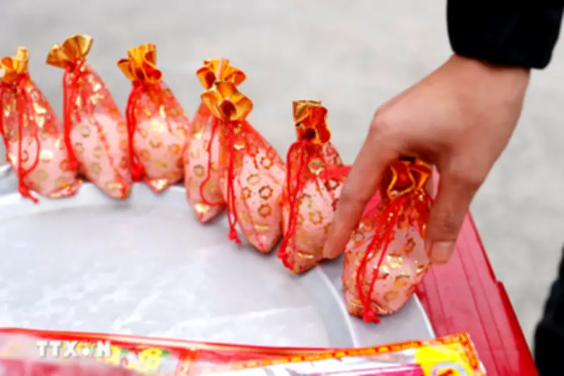 Mùa muối đầu năm: Nét đẹp truyền thống của người dân miền biển