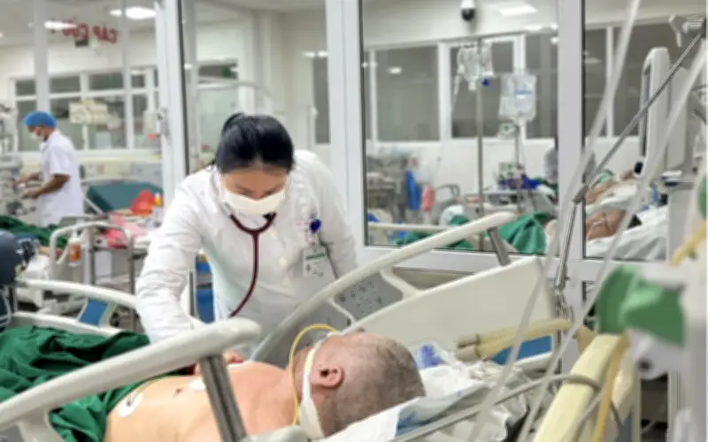 Mùa nồm ẩm kéo dài: Nguy cơ bùng phát bệnh hô hấp và da liễu ở Hà Nội và miền Bắc