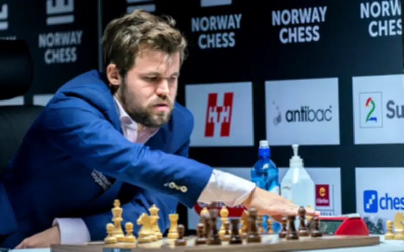Magnus Carlsen Đăng Quang Vô Địch Speed Chess Championship 2025