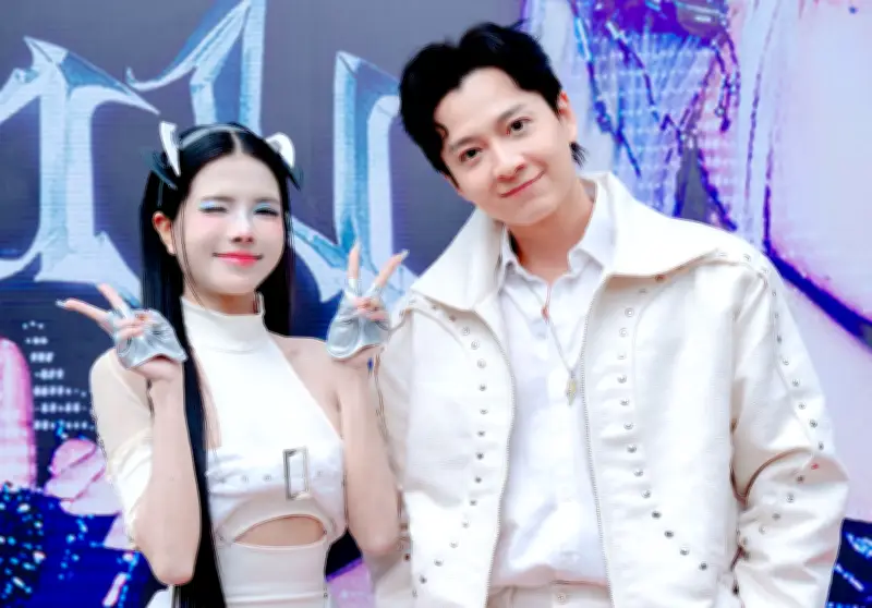 Mai Dora debut ca sĩ với MV 'Say what': Từ hot girl Esports đến nghệ sĩ trình diễn