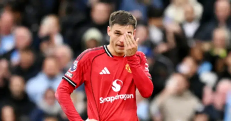 Manuel Ugarte Thất Bại Trong Vai Trò Kế Nhiệm Casemiro Tại MU