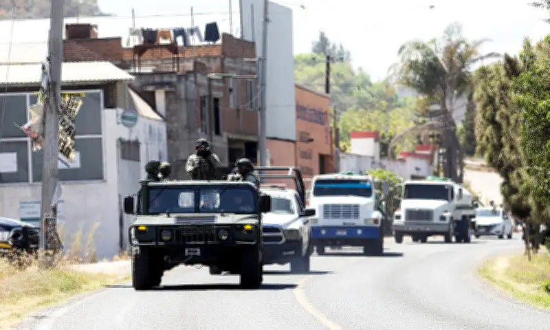 Mexico Huy Động Gần 10.000 Binh Sĩ Đối Phó Bạo Lực Sau Cái Chết Trùm Ma Túy