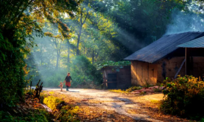 Miền Bắc hửng nắng trước khi đón không khí lạnh vào giữa tuần