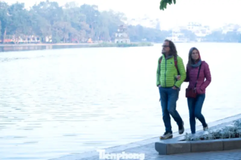 Miền Bắc Rét Đậm, Miền Nam Nắng Nóng Trong Những Ngày Tết Nguyên Đán