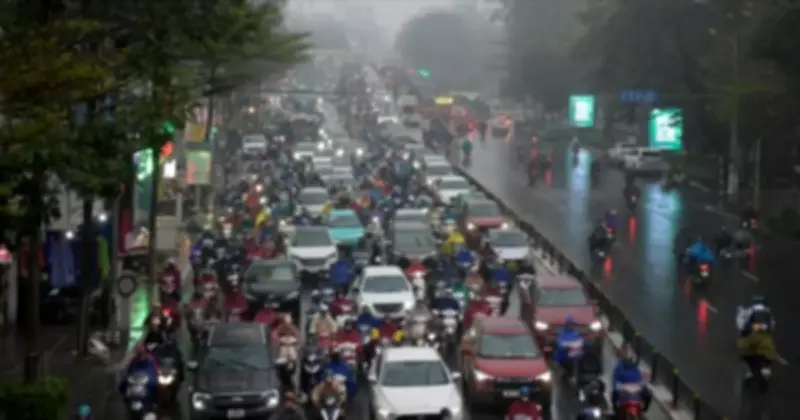 Miền Bắc rét đậm với mưa phùn, sương mù; Nam Bộ nắng nóng kèm mưa dông