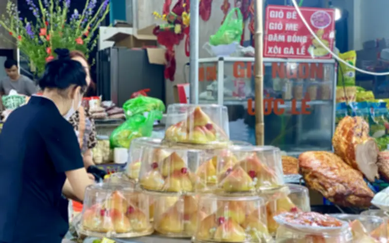 Mầm Củ Từ Sen Giá Vài Trăm Nghìn Đồng Hút Khách Đặt Hàng Ngày Vì Thần Tài