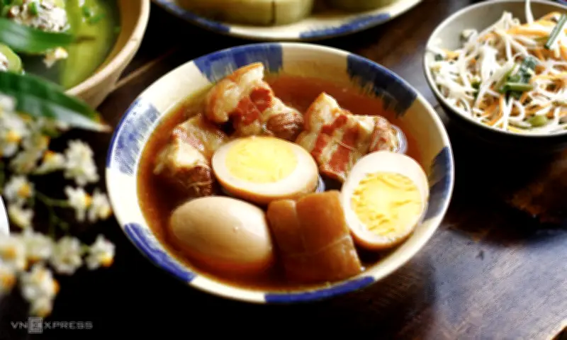 Mâm Cỗ Tết: Những Món Ăn Truyền Thống Mang Lại Sức Khỏe Và Vận May Đầu Năm