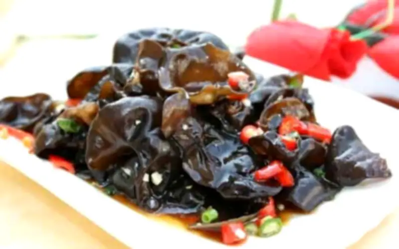 Món ăn ngày Tết giúp làm sạch mạch máu: Dấu hiệu này báo hiệu không nên ăn