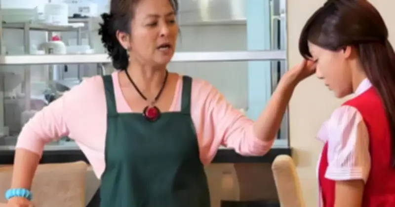 Mâu thuẫn mẹ chồng - nàng dâu trong ngày cúng ông Công ông Táo: Giữ truyền thống hay sống hiện đại?