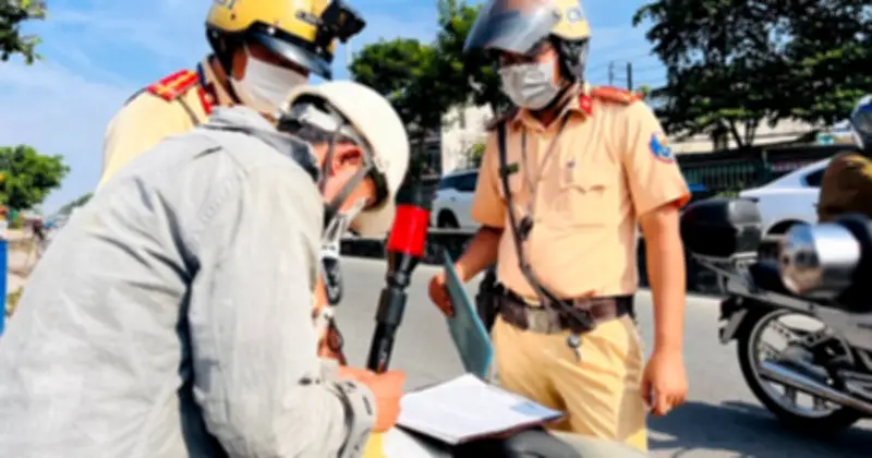 Những Lỗi Xe Máy Dễ Bị Phạt 8 Triệu Đồng: Người Dân Cần Cảnh Giác
