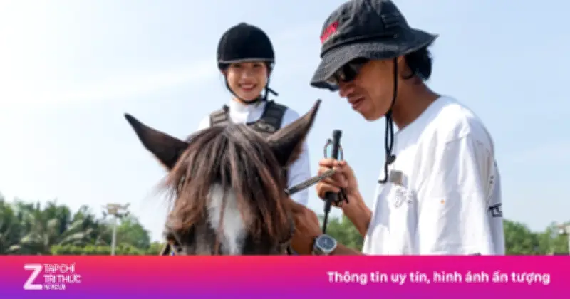 Một Ngày 'Chạy Sô' Của Huấn Luyện Viên Cưỡi Ngựa Dịp Tết Bính Ngọ Tại TP.HCM