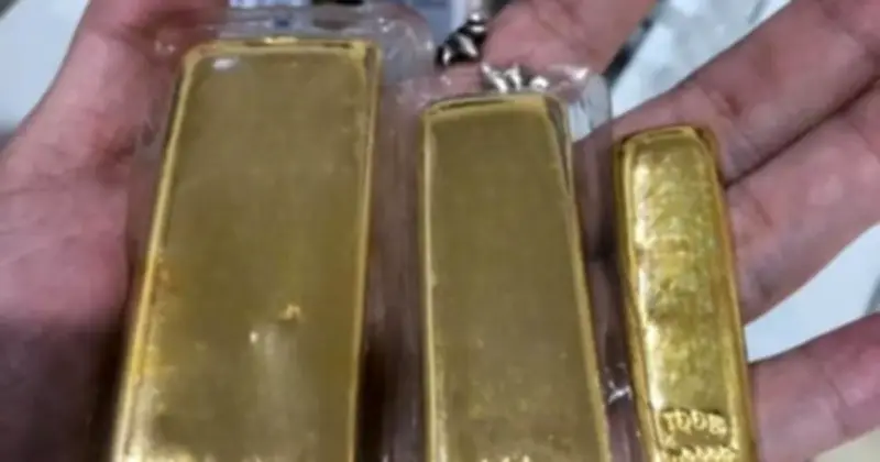 Mua Nhà Tặng Vàng: Cú Lội Ngược Dòng Khi Vàng Tăng, Bất Động Sản Giảm Giá