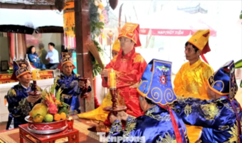 Đền Bạch Mã - Nơi lưu giữ huyền tích vó ngựa trắng và khí phách anh hùng xứ Nghệ