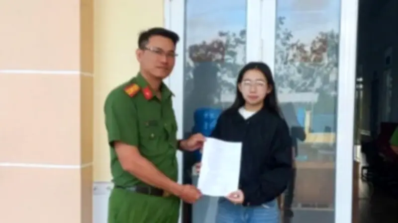 Nữ cử nhân Cà Mau từ bỏ việc làm, quyết tâm nhập ngũ thực hiện ước mơ Công an