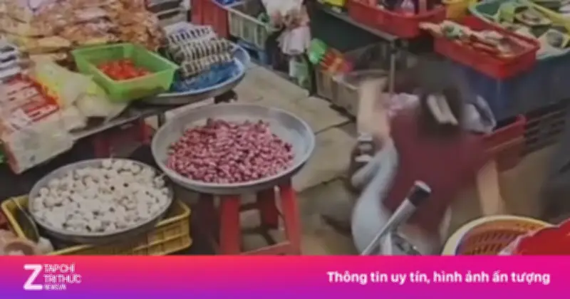 Nữ chủ tiệm tạp hóa ngất xỉu sau khi tiếp xúc hai người lạ, cảnh báo an ninh