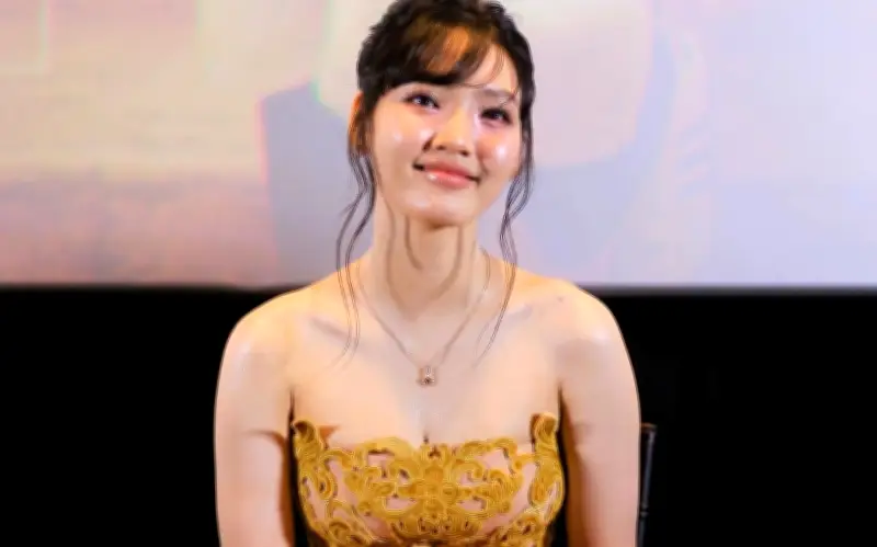 Nữ chính 18 tuổi Trường Giang khiến tôi khóc: Câu chuyện cảm động về tình người