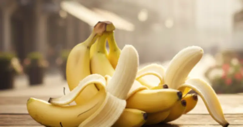 Ăn Chuối Mỗi Ngày: Bí Quyết Vàng Cho Sức Khỏe Đường Ruột Và Tim Mạch