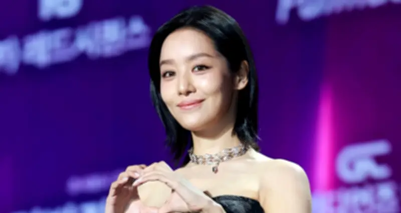 Nữ diễn viên Cha Joo Young tạm dừng hoạt động vì xuất huyết mũi nghiêm trọng