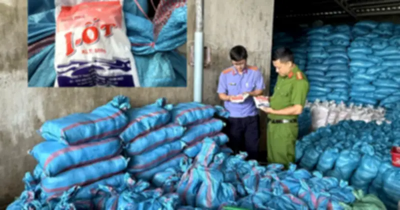 Nữ giám đốc gần 70 tuổi điều hành đường dây muối I-ốt giả, tung ra 1.700 tấn mỗi năm