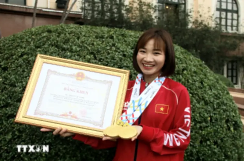 Nữ hoàng điền kinh Việt: Khát vọng Việt với 15 huy chương vàng quốc tế