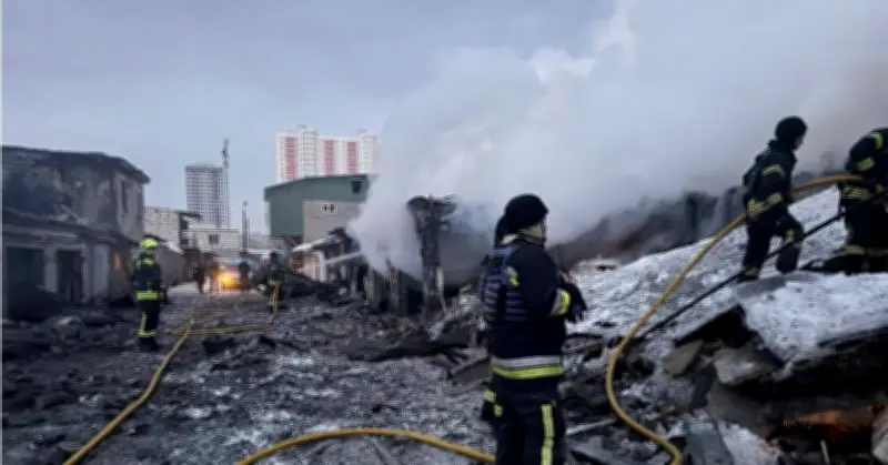 Nổ lớn rung chuyển Kiev sau khi Ukraine hứng loạt tên lửa đạn đạo