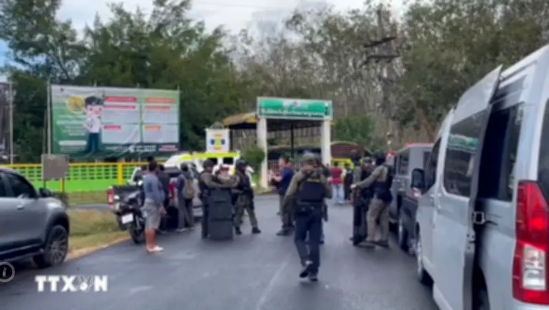 Nổ súng tại trường học Thái Lan: Nghi phạm nhắm mục tiêu giáo viên để trả thù