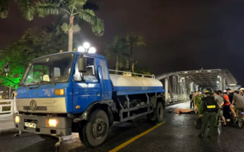 Nam shipper ở Huế tử vong thương tâm sau va chạm với xe bồn