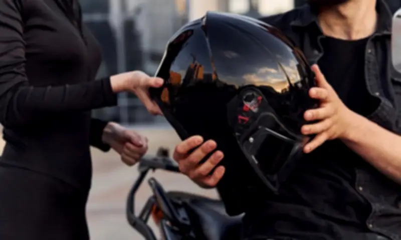 Nam sinh 18 tuổi nhồi máu cơ tim vì quá phấn khích khi chở hoa khôi lớp