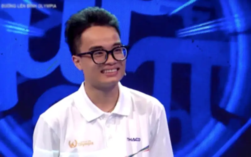 Nam sinh Hà Nội đam mê toán và thơ giành vòng nguyệt quế Olympia