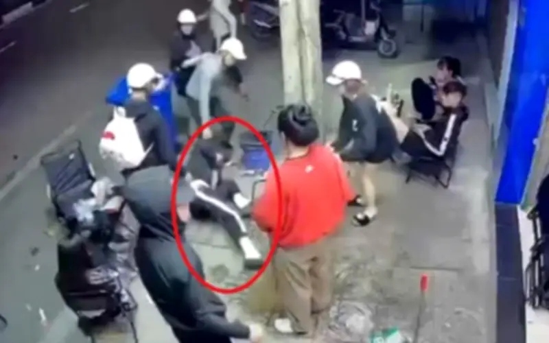 Nam sinh lớp 9 tử vong sau trận đánh hội đồng ở Gia Lai, nguyên nhân do ghen tuông