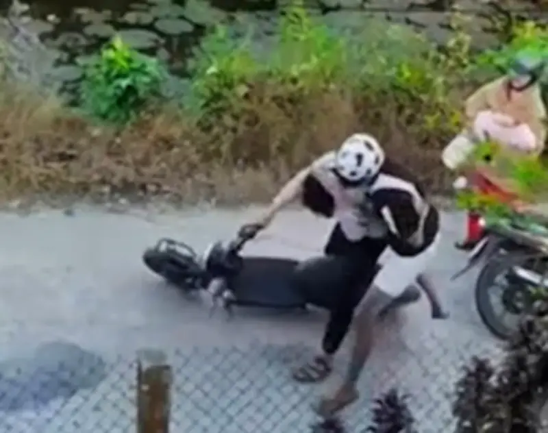 Nam sinh Tây Ninh bị hành hung dã man sau va chạm giao thông nhẹ