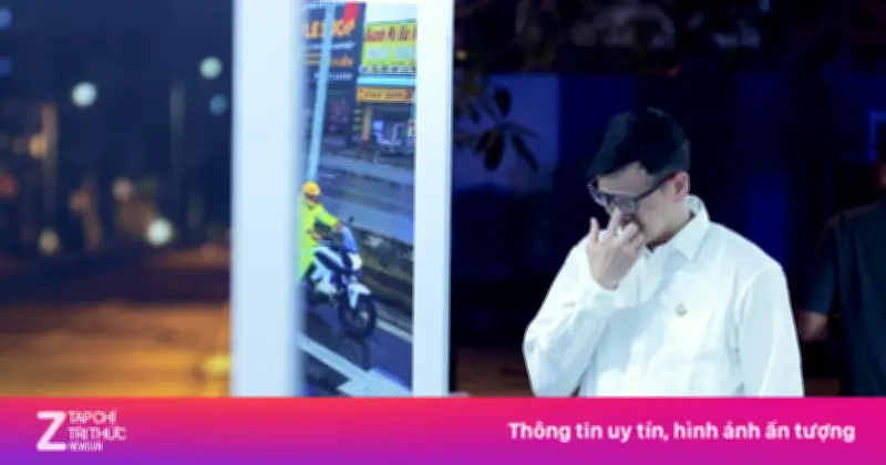 Nước mắt trong đêm khánh thành đài tưởng niệm nạn nhân Covid-19 tại TP.HCM