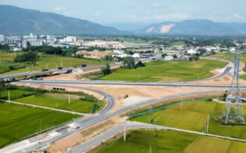 Đường Cao Tốc Hoài Nhơn - Quy Nhơn Hoàn Thành Nhưng Bị Hoãn Khai Thác Dịp Tết