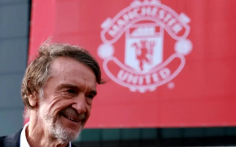 Ông chủ Man United Sir Jim Ratcliffe bị chỉ trích dữ dội vì phát ngôn về người nhập cư