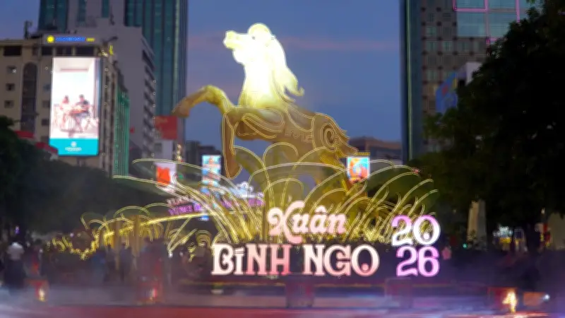 Đường Hoa Nguyễn Huệ 2026: Ngựa Thần Cơ Khí Và Công Nghệ AR Lần Đầu Xuất Hiện