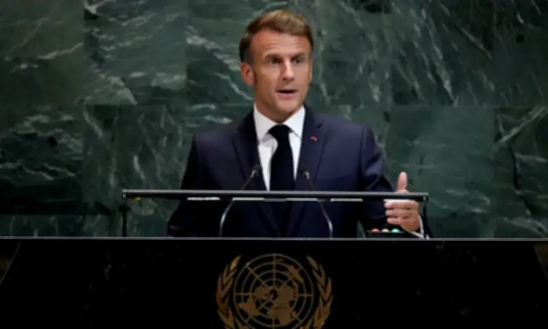 Ông Macron chỉ trích Thủ tướng Italy can dự vào vụ việc gây chết người ở Pháp