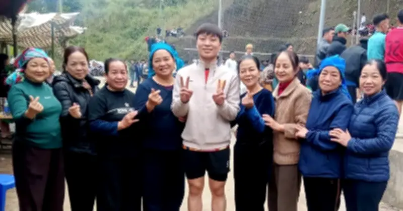 Đặng Thị Hồng bất ngờ tái xuất bóng chuyền, nhận vây quanh từ người hâm mộ