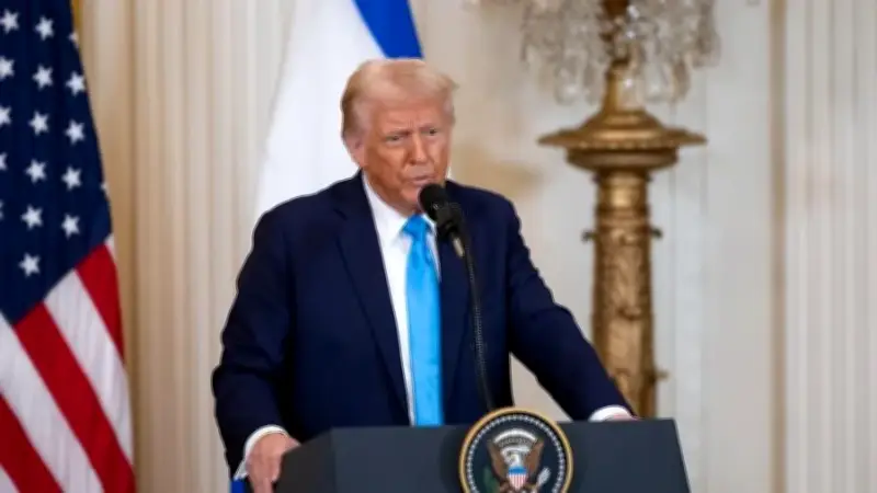 Ông Trump tuyên bố loại bỏ mối đe dọa từ Iran, Israel tấn công phủ đầu