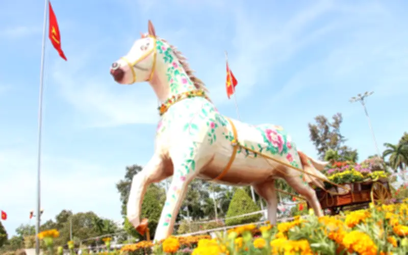 Ngựa Hoa Phú Quý Sa Đéc: Biểu tượng linh vật rực rỡ chào năm Bính Ngọ 2026