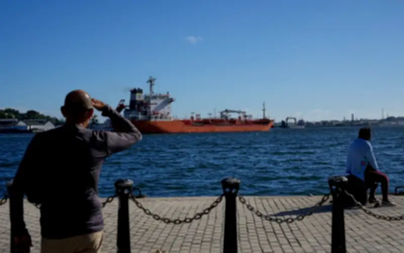 Nga Viện Trợ Dầu Mỏ Nhân Đạo Cho Cuba Giữa Khủng Hoảng Năng Lượng